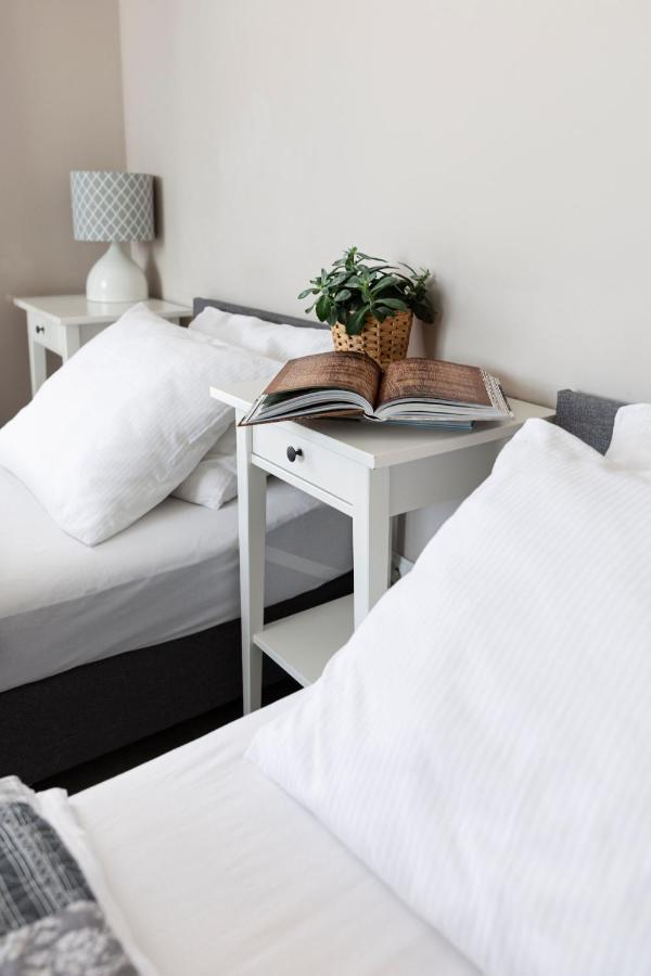 Apartamenty "La Villa" Superior II Z Dwoma Sypialniami, Balkonem, Parkingiem, Blisko Centrum Kudowa-Zdrój Exteriör bild