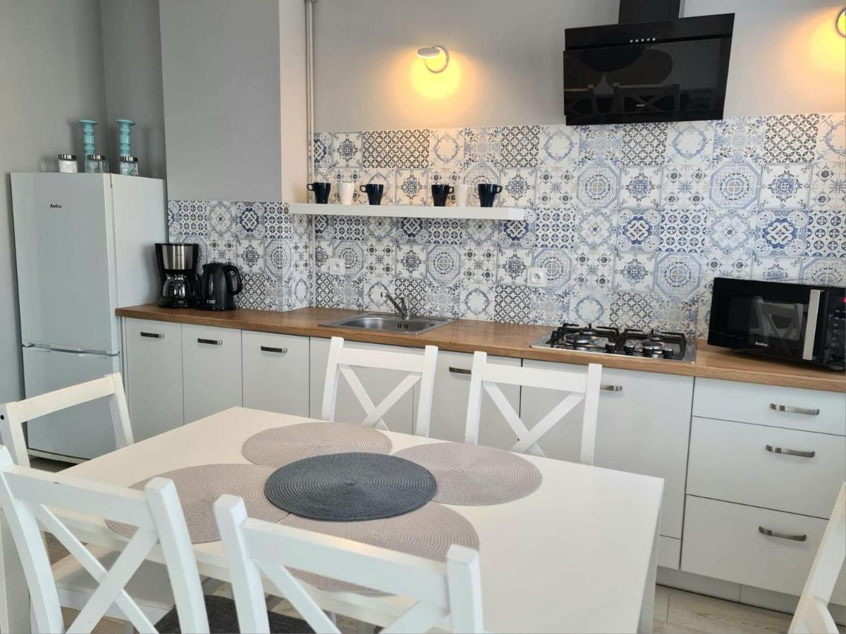 Apartamenty "La Villa" Superior II Z Dwoma Sypialniami, Balkonem, Parkingiem, Blisko Centrum Kudowa-Zdrój Exteriör bild