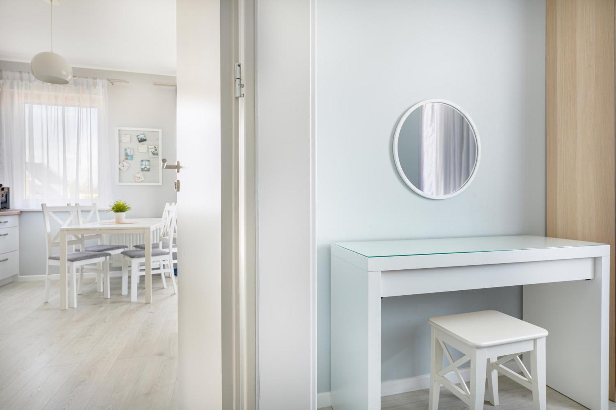 Apartamenty "La Villa" Superior II Z Dwoma Sypialniami, Balkonem, Parkingiem, Blisko Centrum Kudowa-Zdrój Exteriör bild