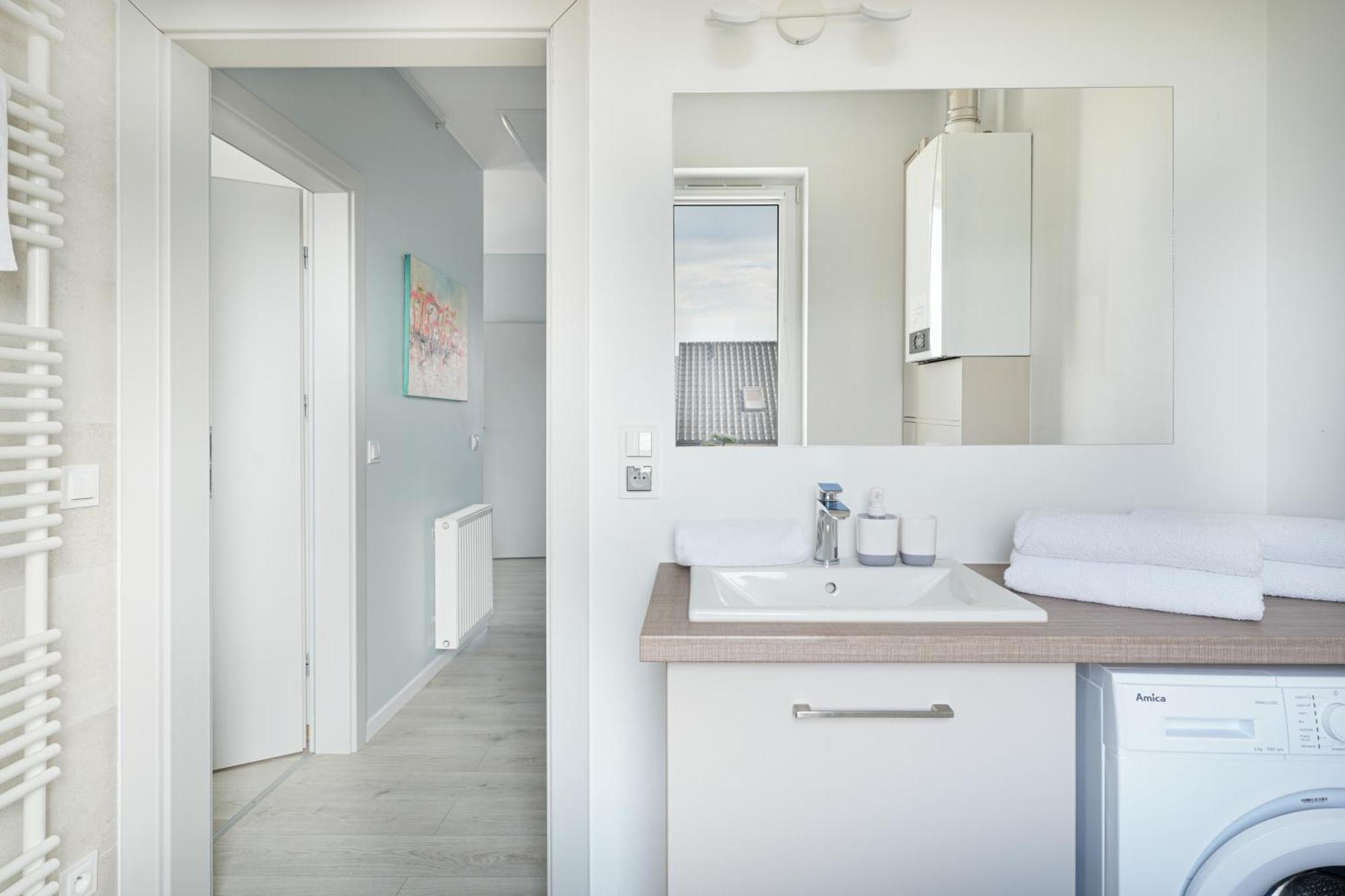 Apartamenty "La Villa" Superior II Z Dwoma Sypialniami, Balkonem, Parkingiem, Blisko Centrum Kudowa-Zdrój Exteriör bild