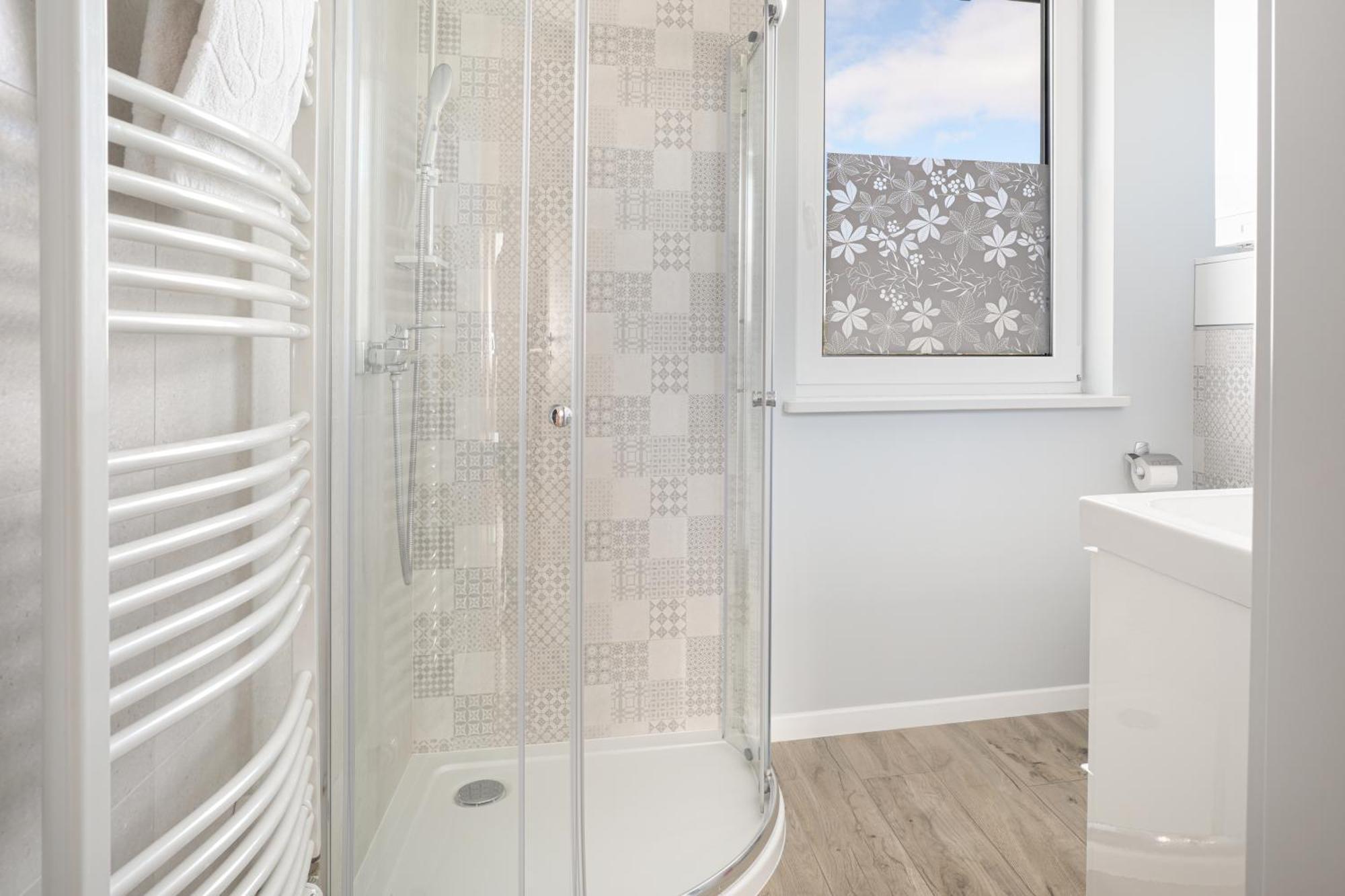Apartamenty "La Villa" Superior II Z Dwoma Sypialniami, Balkonem, Parkingiem, Blisko Centrum Kudowa-Zdrój Exteriör bild