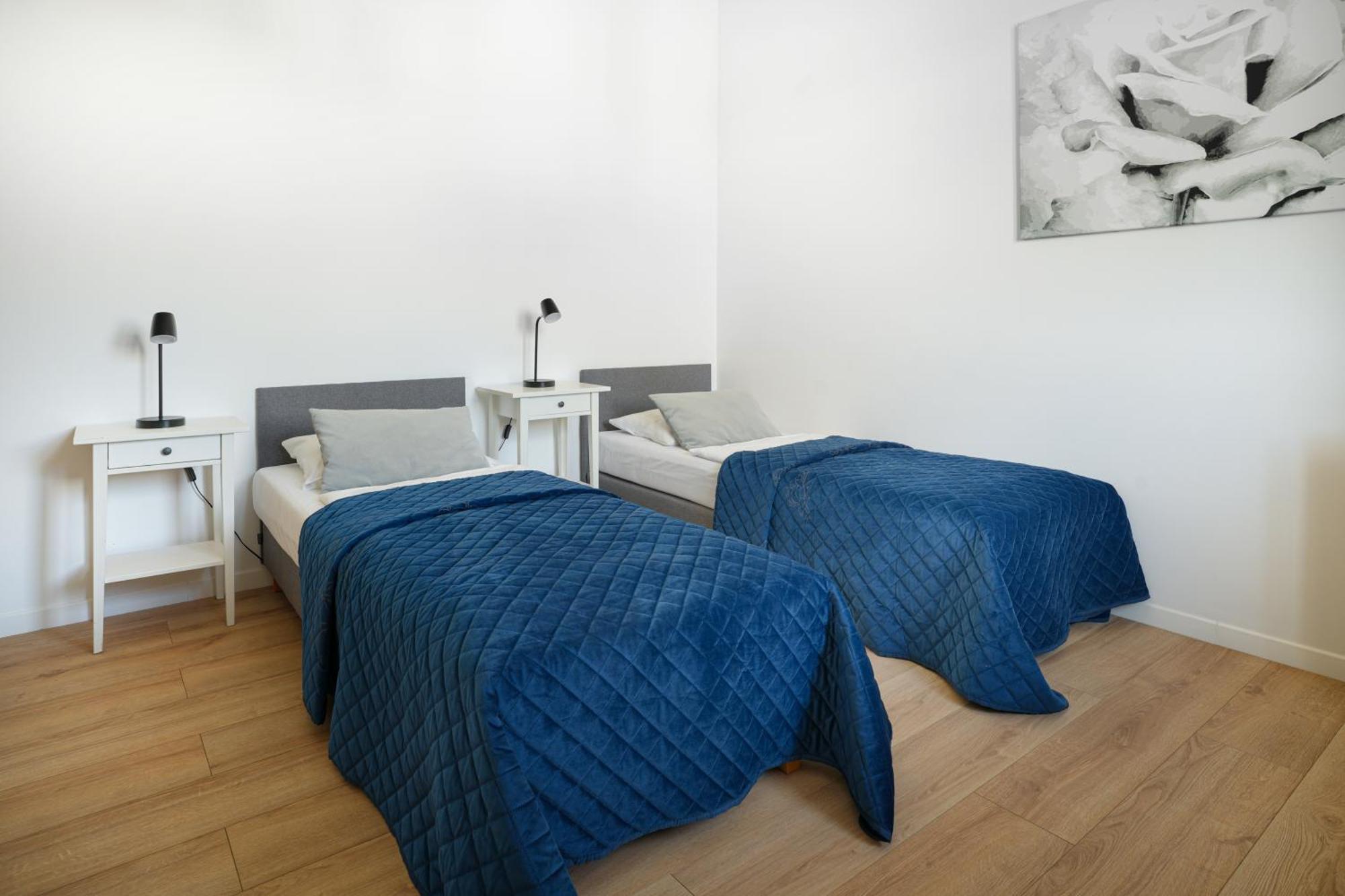 Apartamenty "La Villa" Superior II Z Dwoma Sypialniami, Balkonem, Parkingiem, Blisko Centrum Kudowa-Zdrój Exteriör bild