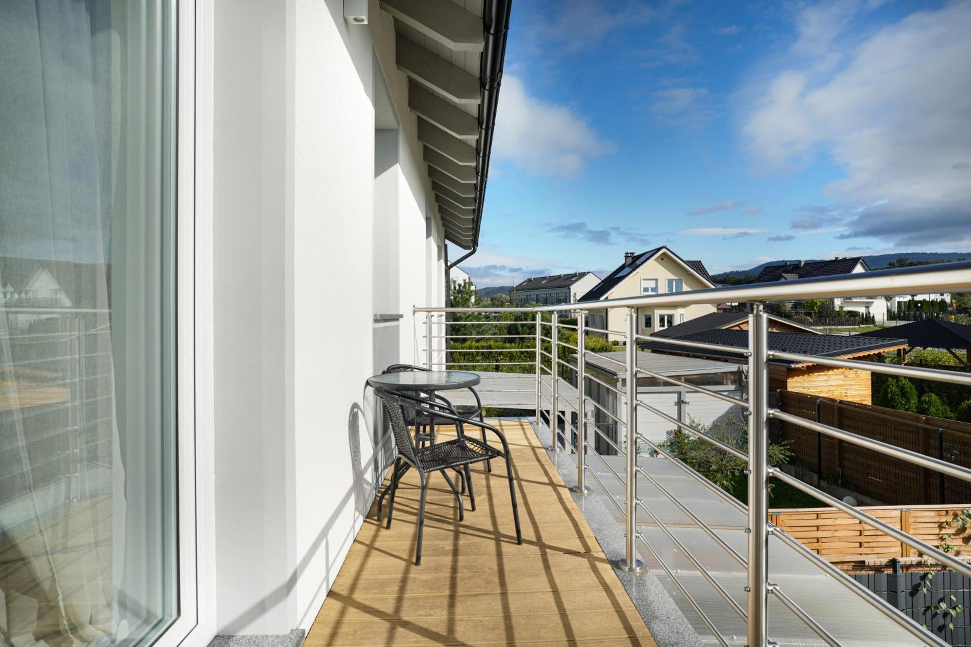 Apartamenty "La Villa" Superior II Z Dwoma Sypialniami, Balkonem, Parkingiem, Blisko Centrum Kudowa-Zdrój Exteriör bild