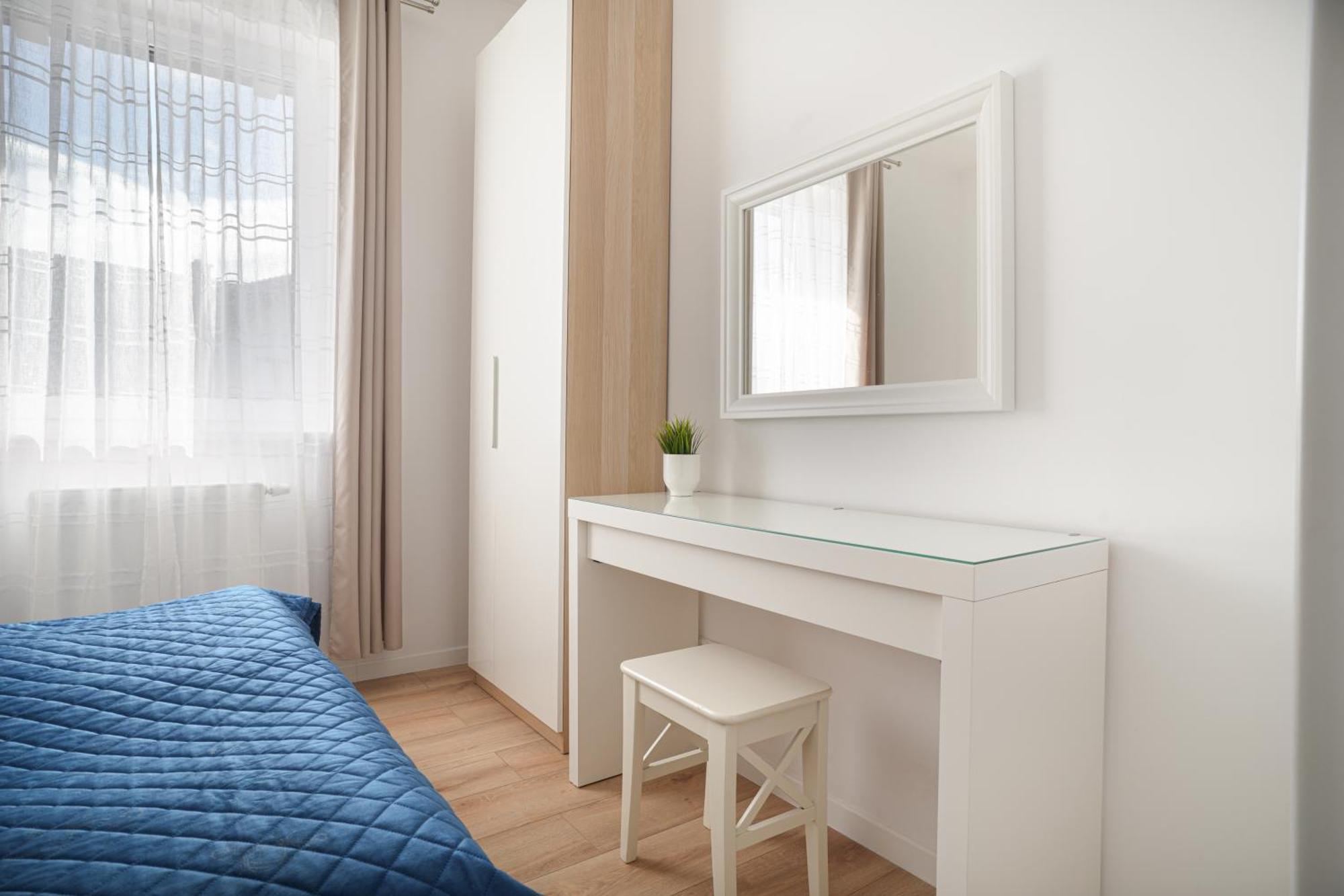 Apartamenty "La Villa" Superior II Z Dwoma Sypialniami, Balkonem, Parkingiem, Blisko Centrum Kudowa-Zdrój Exteriör bild